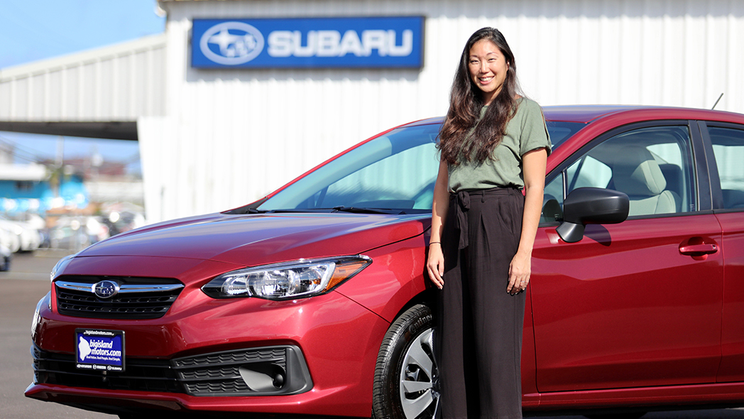 Subaru Hawaiʻi Presents Impreza to 2022 Hawaii State Teacher of the Year